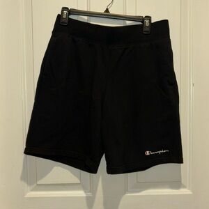 Champion men’s size medium sweat shorts black with pockets
